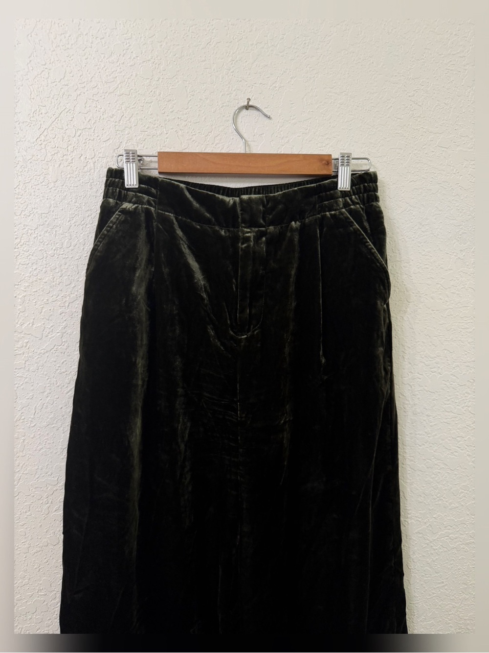 Anthropologie Wide Leg Velvet Velour Pants - Green - Small - Picture 3 of 15